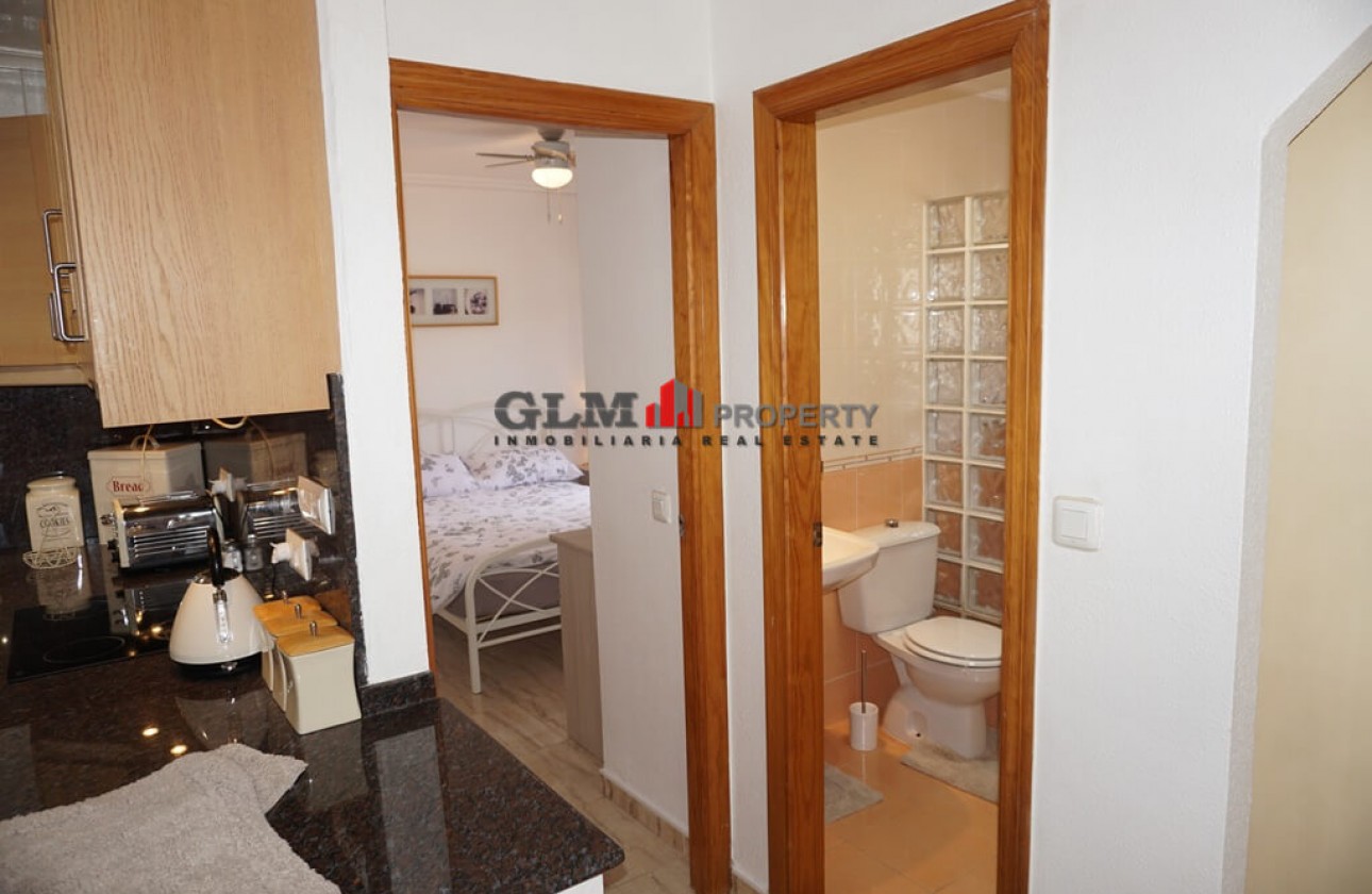 Resale - Apartment - LOS NAREJOS - Oasis