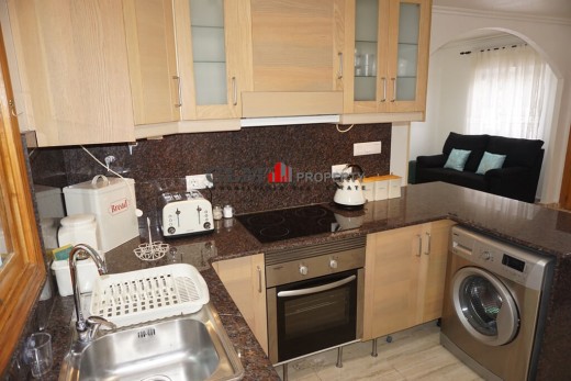Resale - Apartment - LOS NAREJOS - Oasis