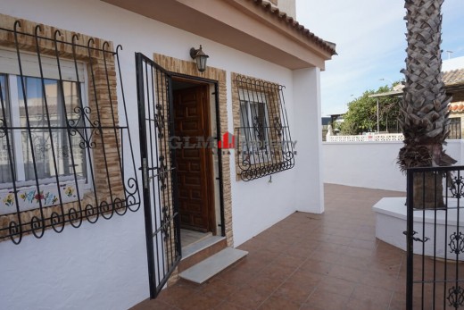 Resale - Apartment - LOS NAREJOS - Oasis