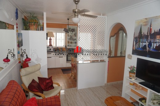 Resale - Apartment - LOS NAREJOS - Oasis