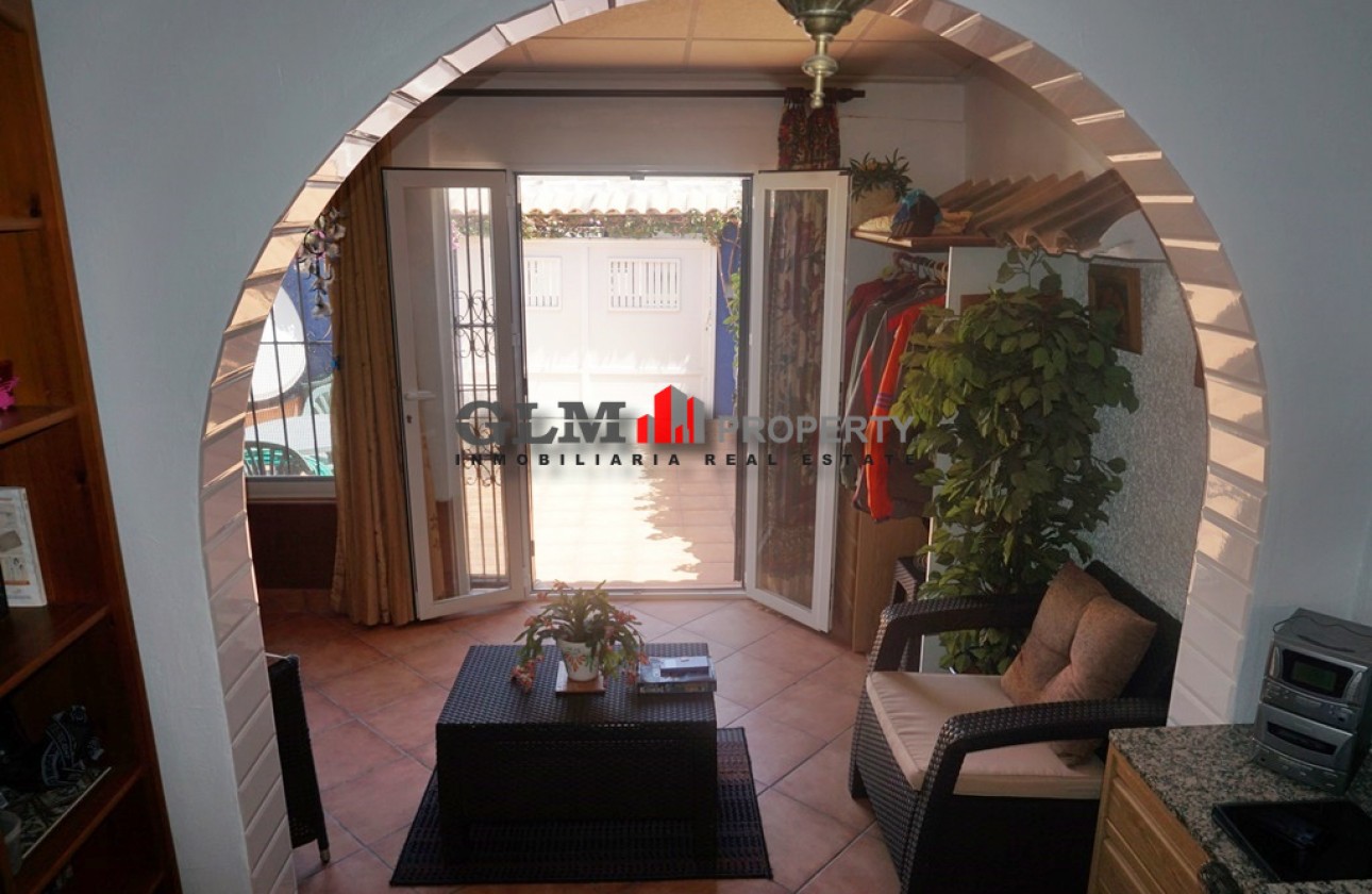 Resale - Apartment - LOS NAREJOS - Oasis