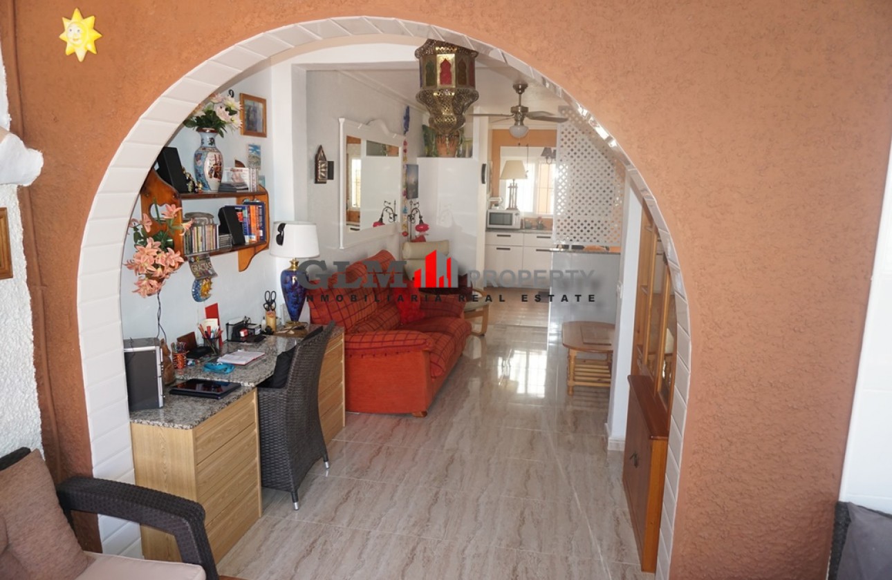 Resale - Apartment - LOS NAREJOS - Oasis