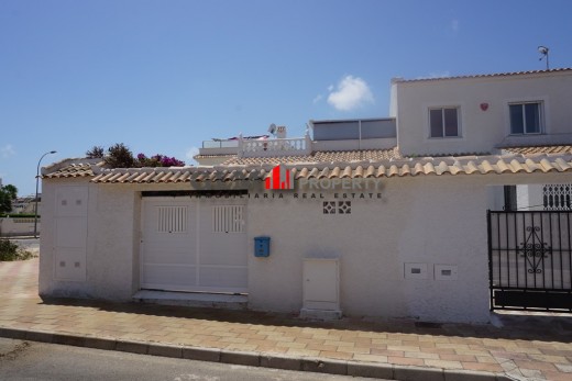 Resale - Apartment - LOS NAREJOS - Oasis