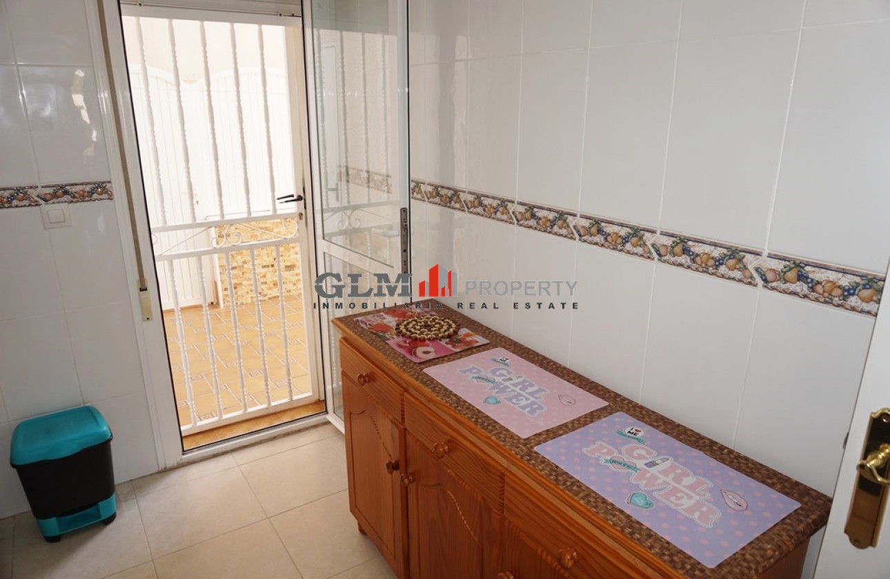 Resale - Apartment - Los Alcázares - El Divino