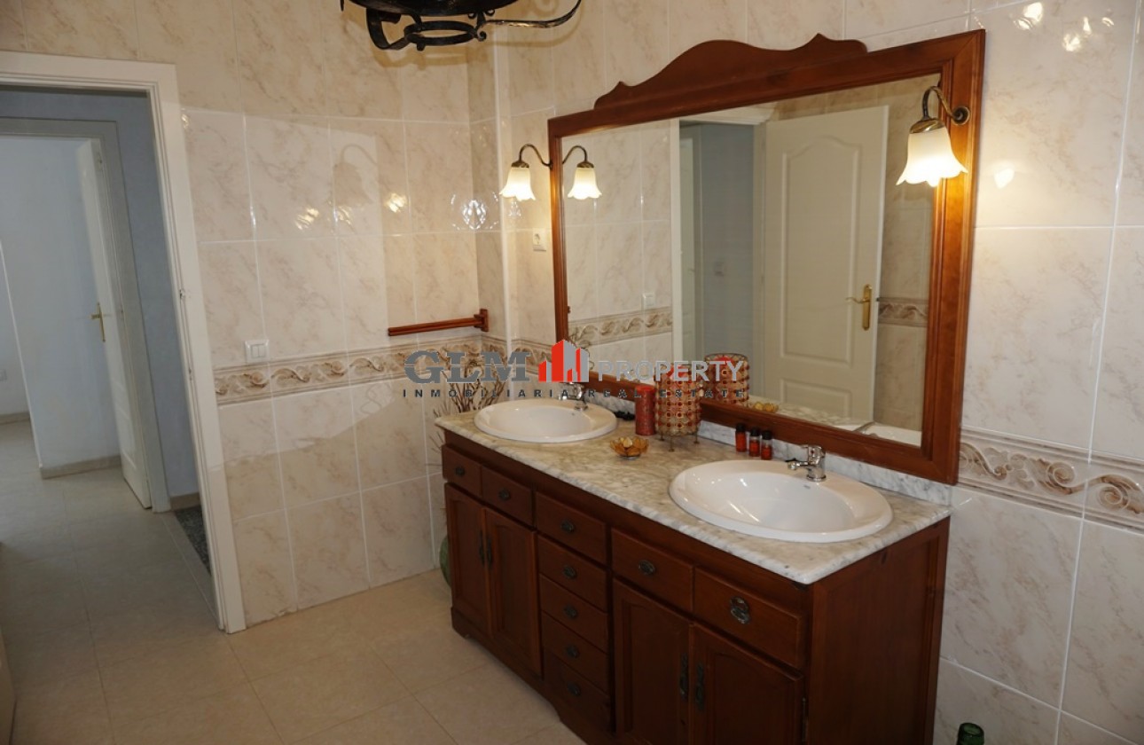 Resale - Apartment - Los Alcázares - El Divino