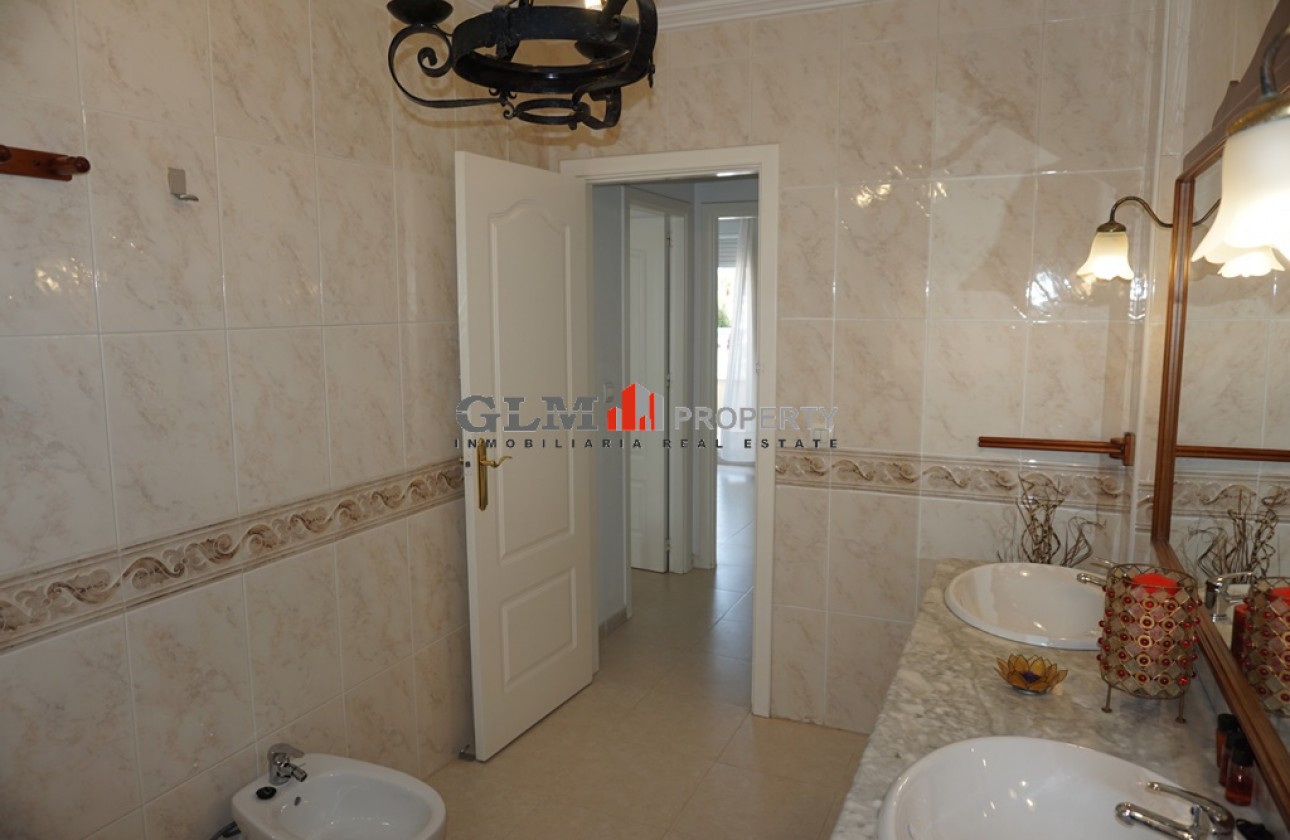 Resale - Apartment - Los Alcázares - El Divino