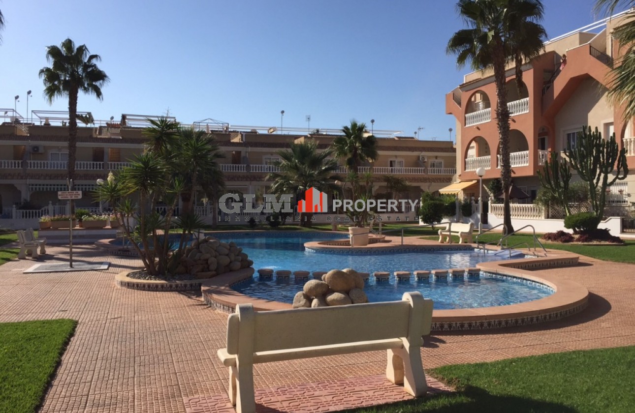 Resale - Apartment - Los Alcázares - El Divino