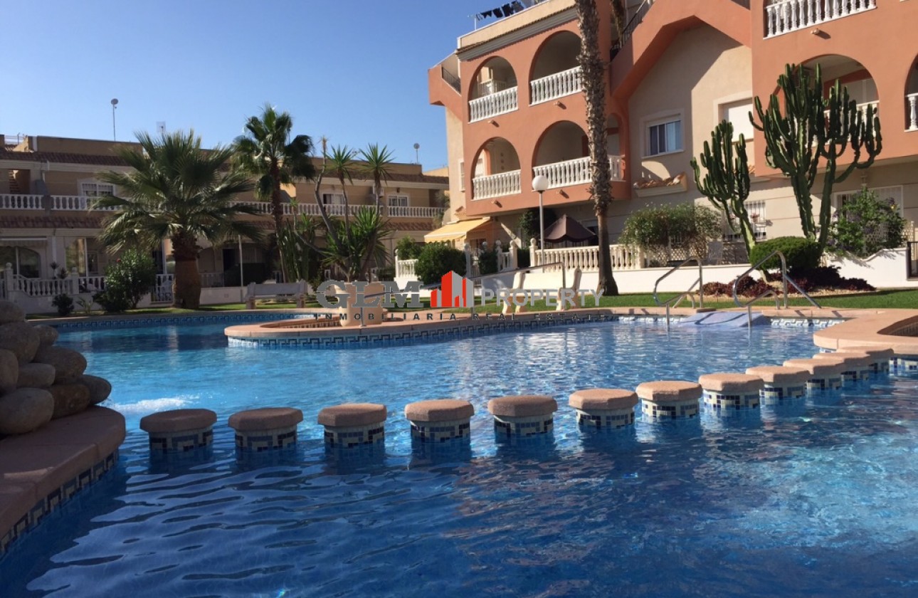 Resale - Apartment - Los Alcázares - El Divino