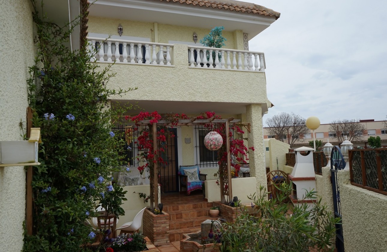 Resale - Apartment - LOS NAREJOS - Oasis