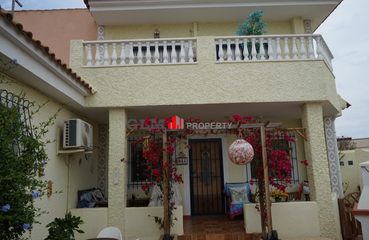 Resale - Apartment - LOS NAREJOS - Oasis