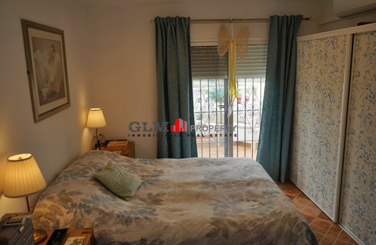 Resale - Apartment - LOS NAREJOS - Oasis