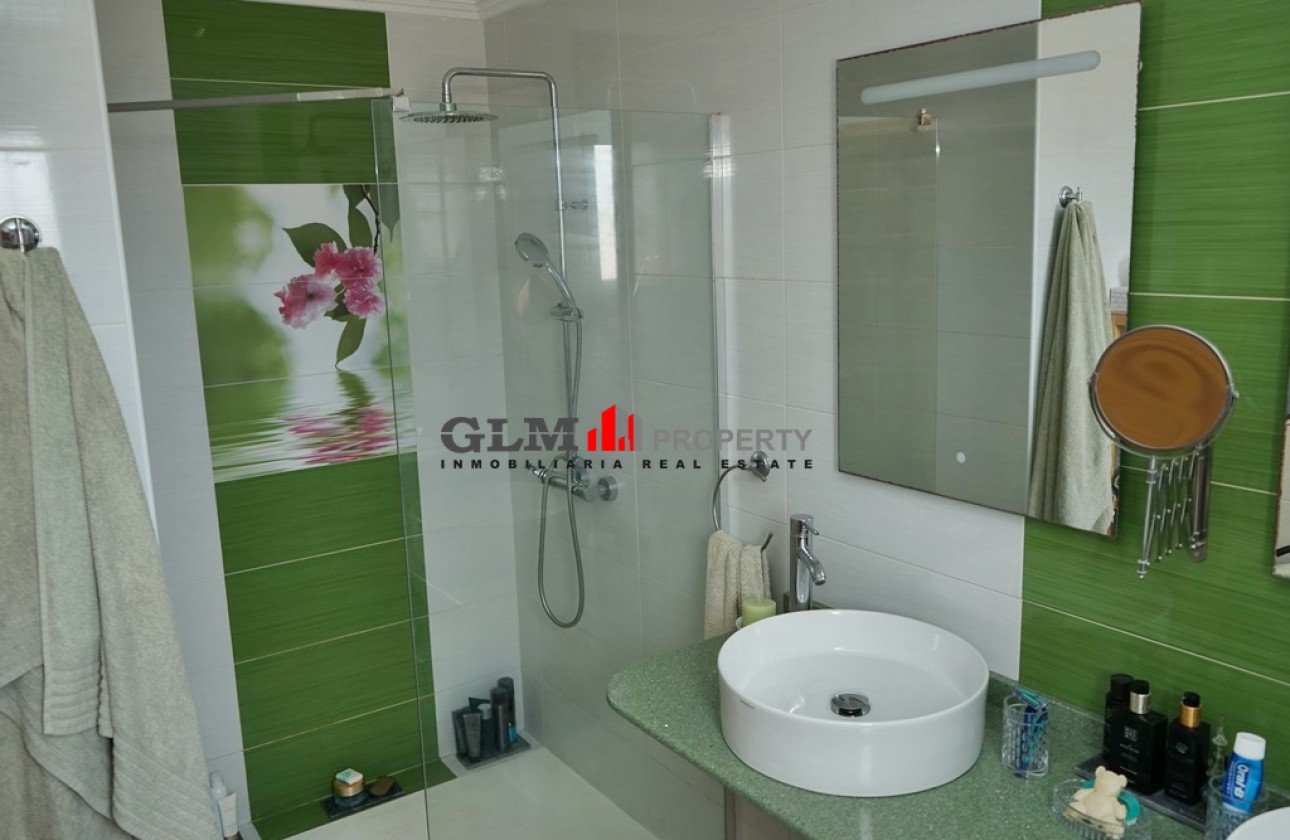 Resale - Apartment - LOS NAREJOS - Oasis