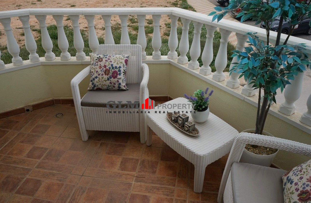 Resale - Apartment - LOS NAREJOS - Oasis