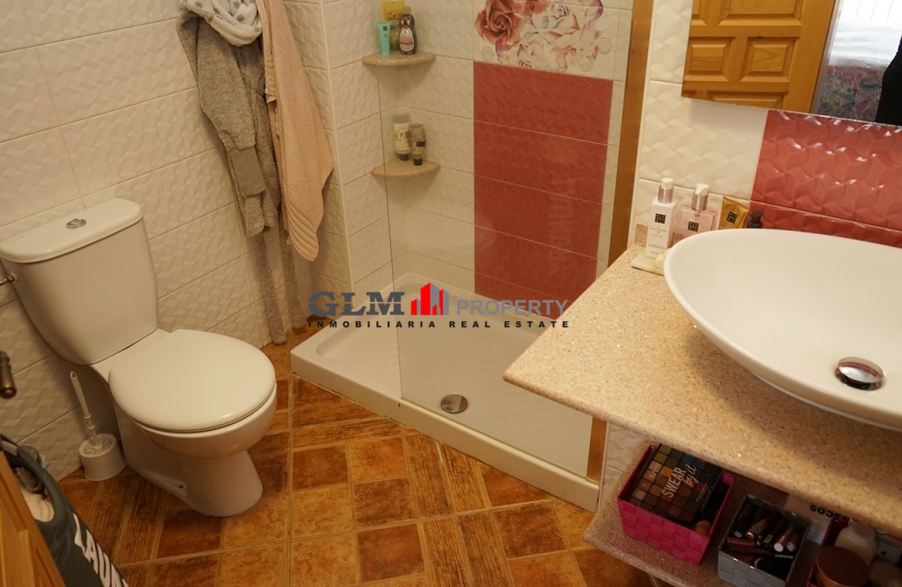 Resale - Apartment - LOS NAREJOS - Oasis