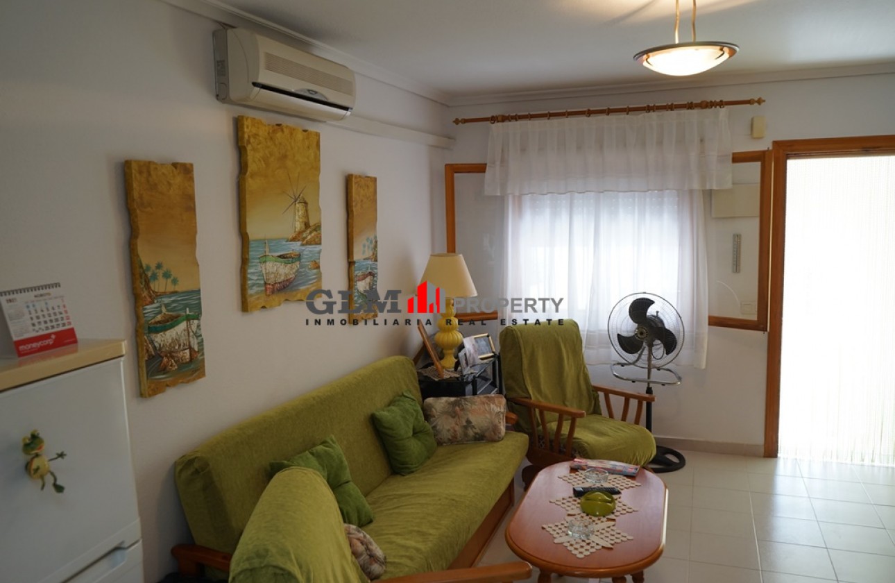 Återförsäljning -  - LOS NAREJOS - Oasis