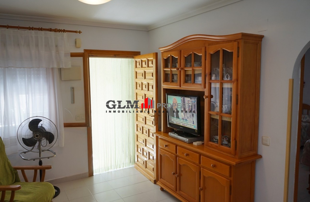 Återförsäljning -  - LOS NAREJOS - Oasis