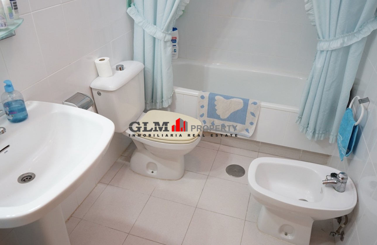 Återförsäljning -  - LOS NAREJOS - Oasis