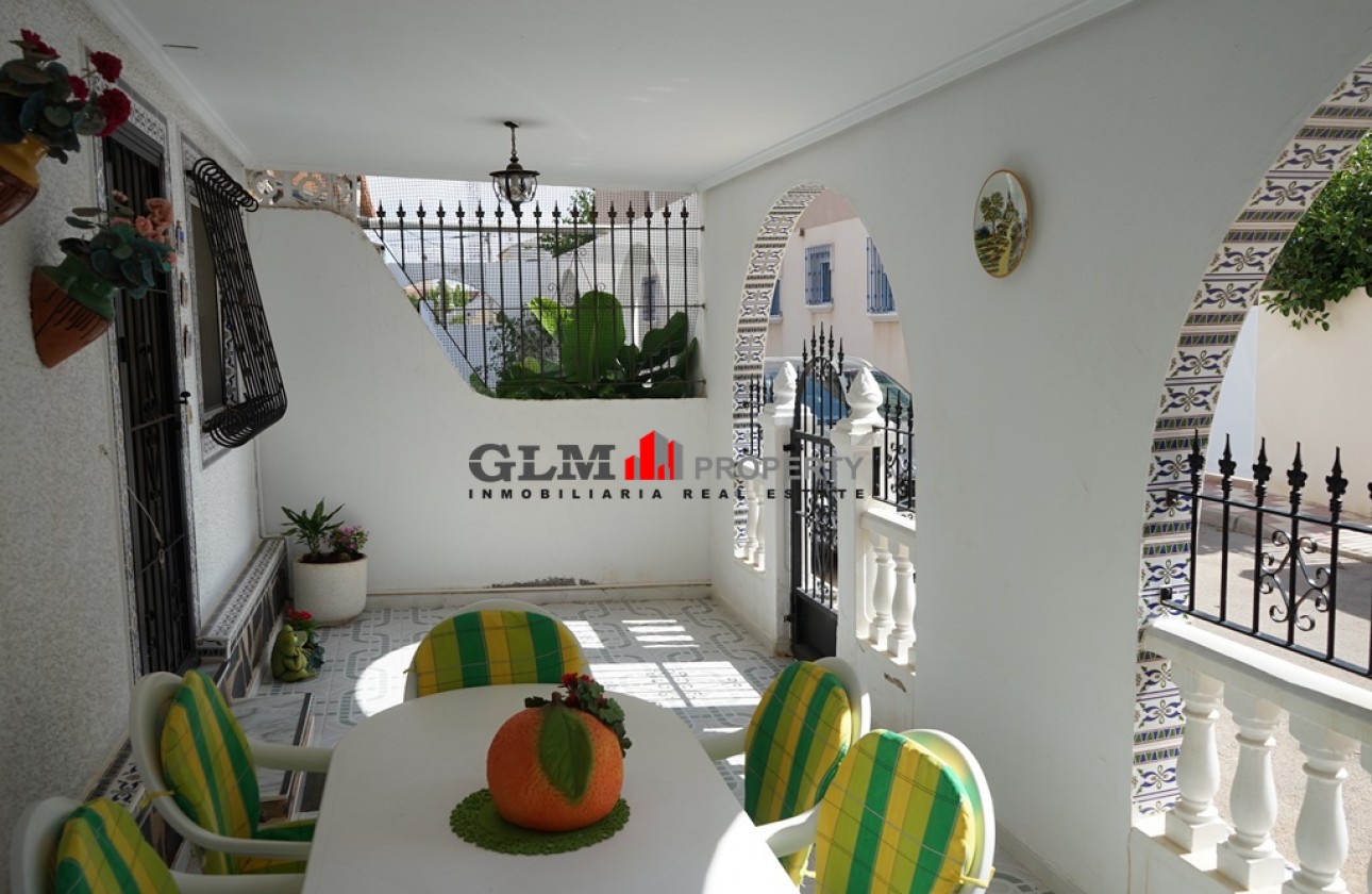 Återförsäljning -  - LOS NAREJOS - Oasis