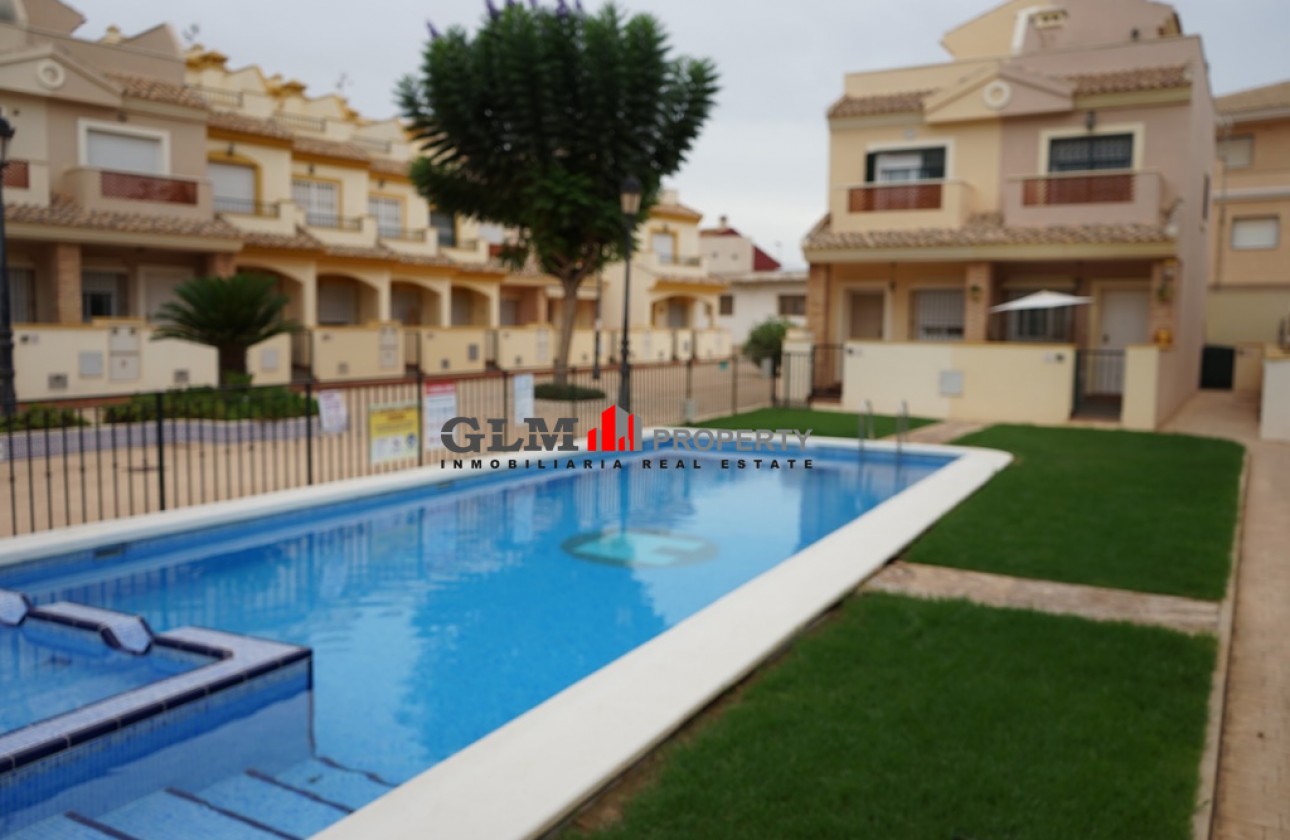 Återförsäljning -  - DOLORES DE PACHECO - Hacienda La Ermita