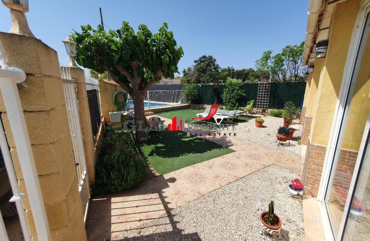 Resale - Apartment - Los Alcázares - Barrio de la Fuensanta