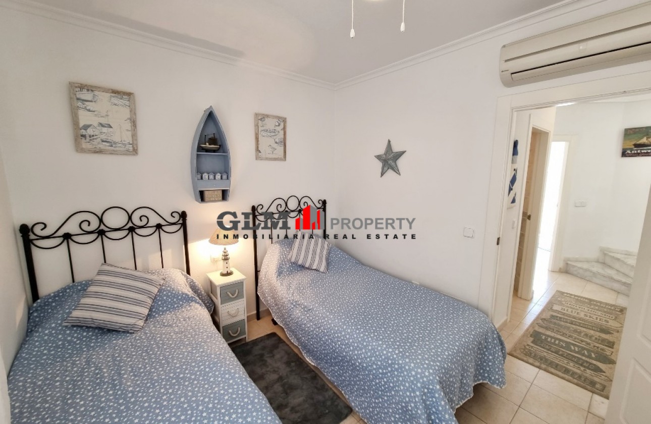 Resale - Apartment - Los Alcázares - Albatros