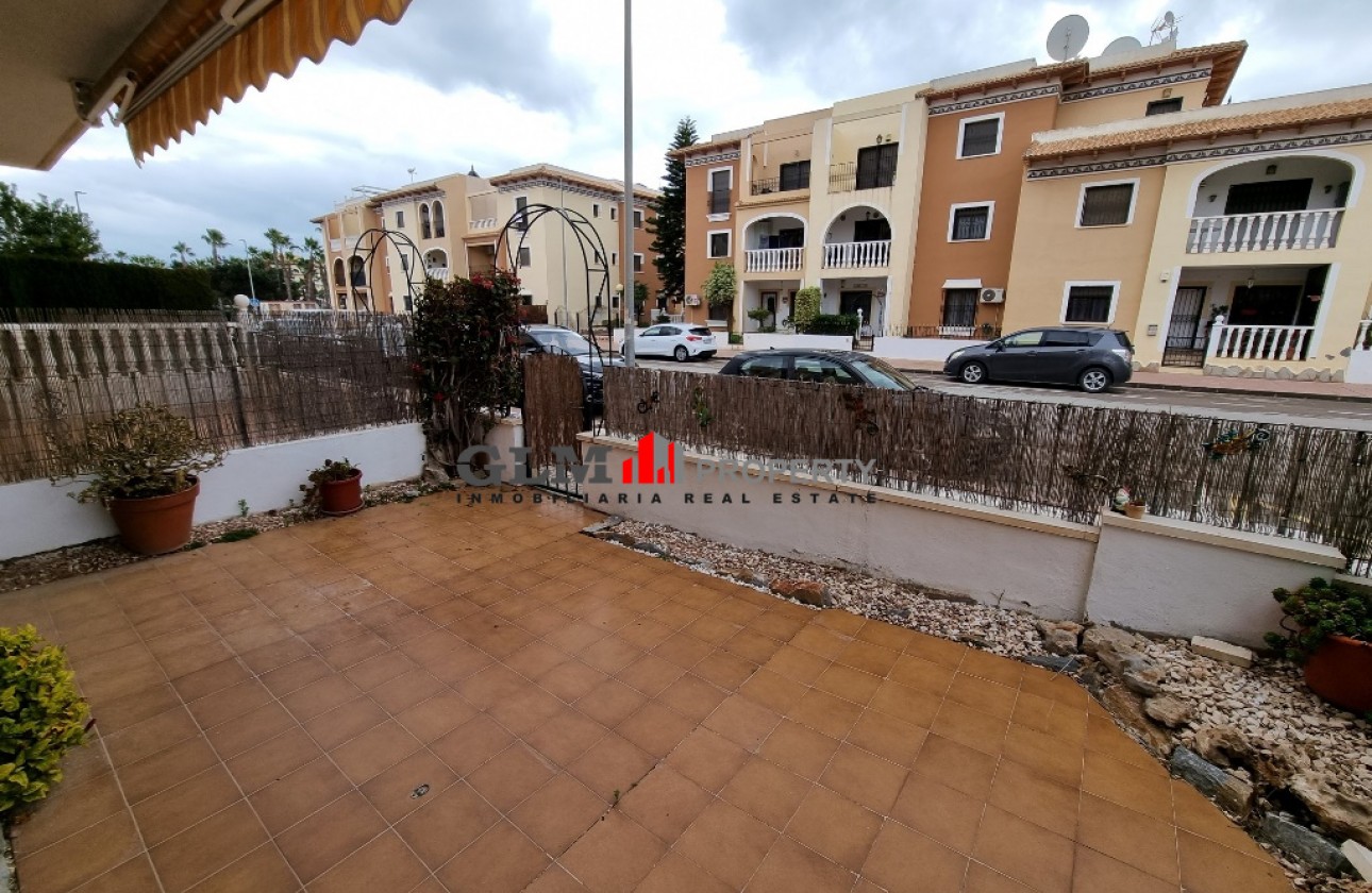 Resale - Apartment - Los Alcázares - El Divino