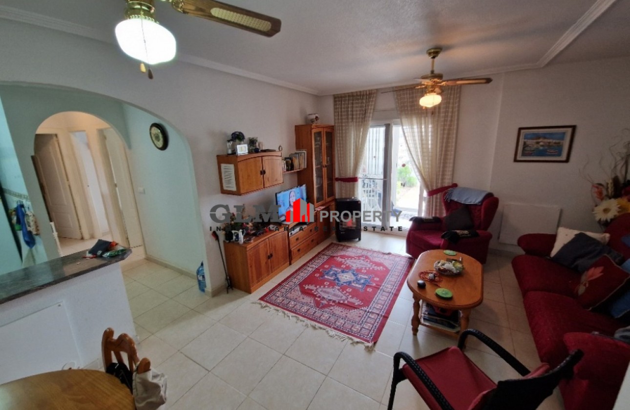 Återförsäljning -  - Los Alcázares - Abril