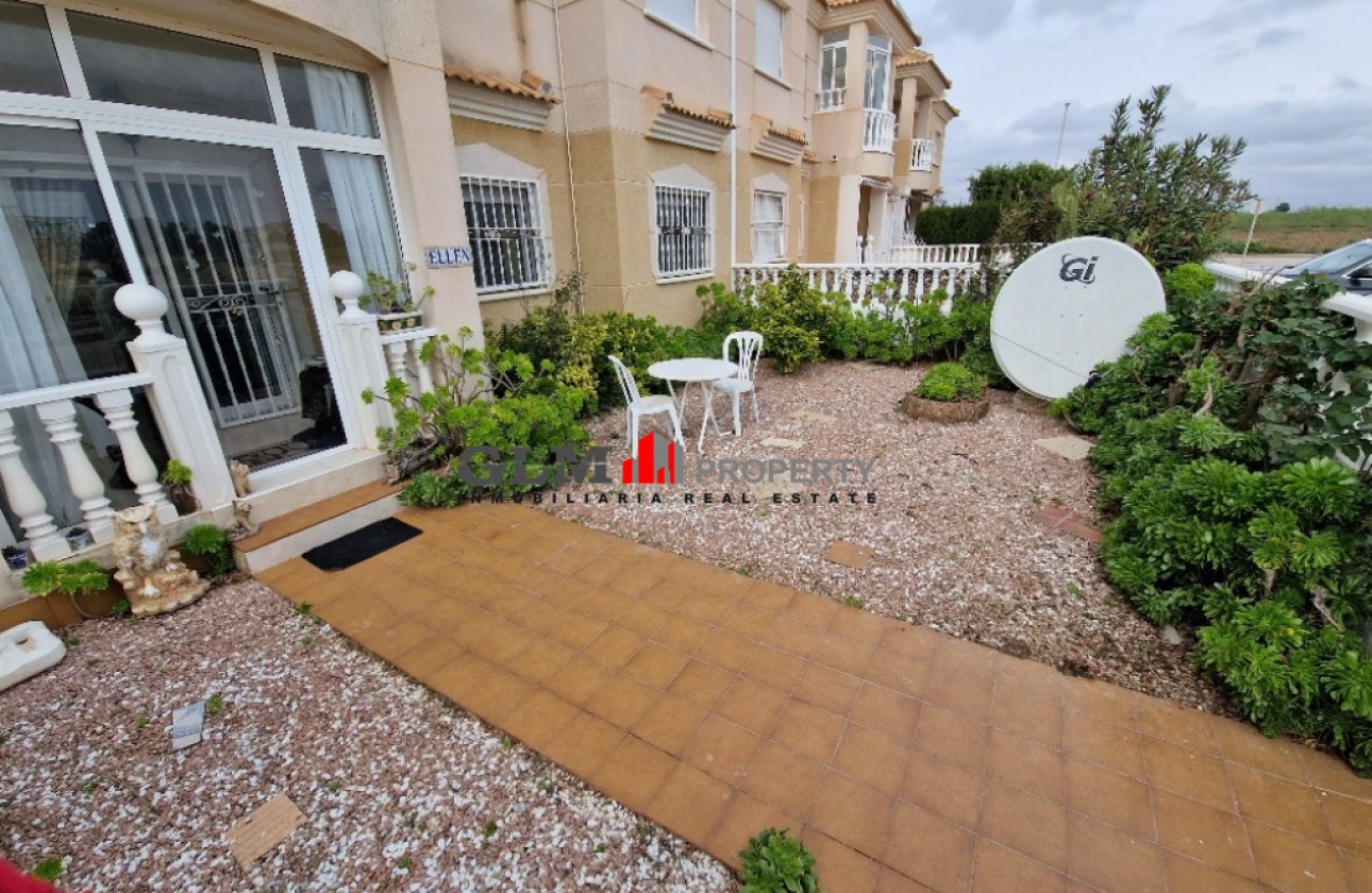 Återförsäljning -  - Los Alcázares - Abril