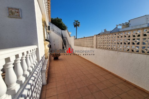 Återförsäljning -  - LOS NAREJOS - Oasis