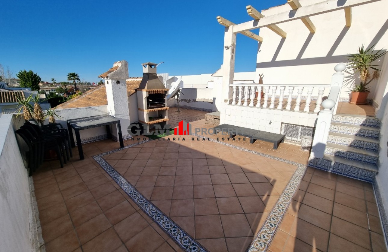 Återförsäljning -  - LOS NAREJOS - Oasis