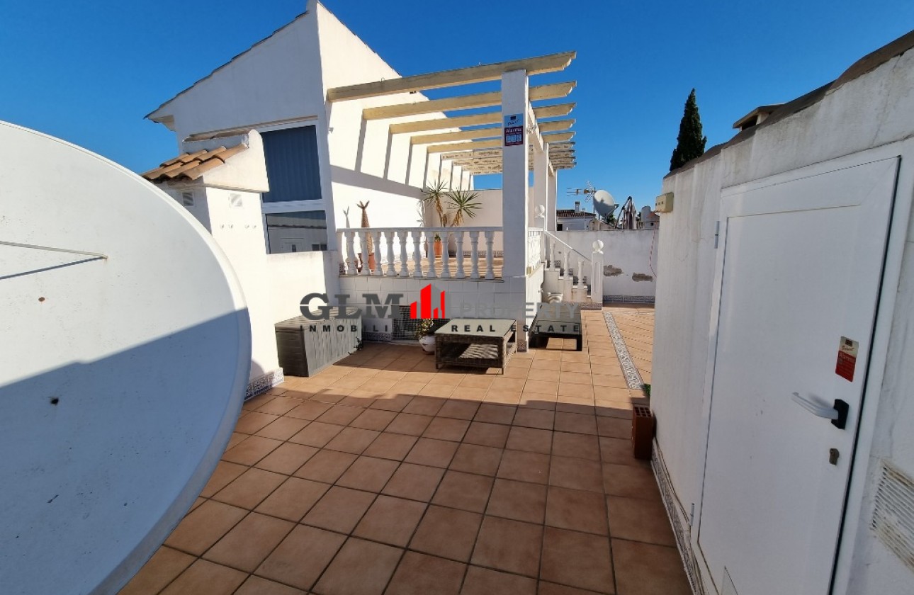 Återförsäljning -  - LOS NAREJOS - Oasis