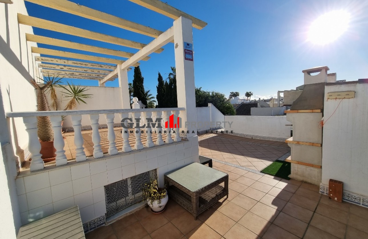 Återförsäljning -  - LOS NAREJOS - Oasis