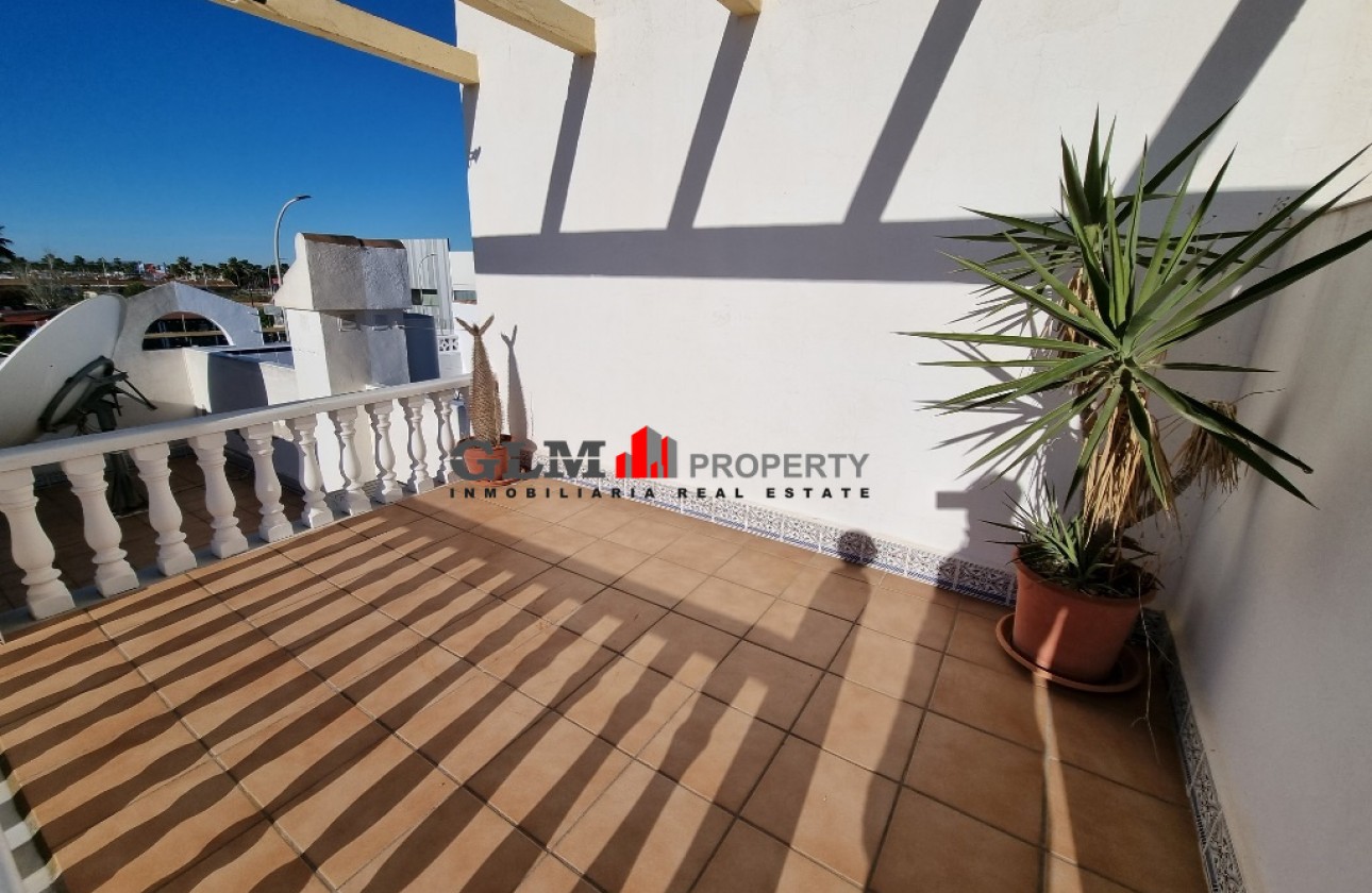 Återförsäljning -  - LOS NAREJOS - Oasis