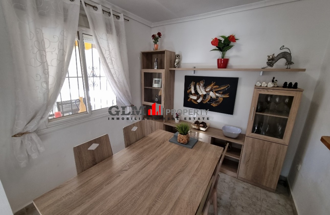 Återförsäljning -  - LOS NAREJOS - Oasis