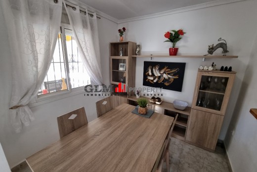 Återförsäljning -  - LOS NAREJOS - Oasis