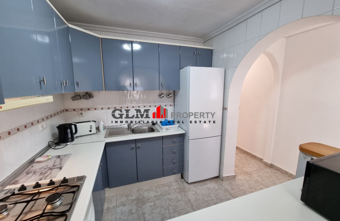 Återförsäljning -  - LOS NAREJOS - Oasis