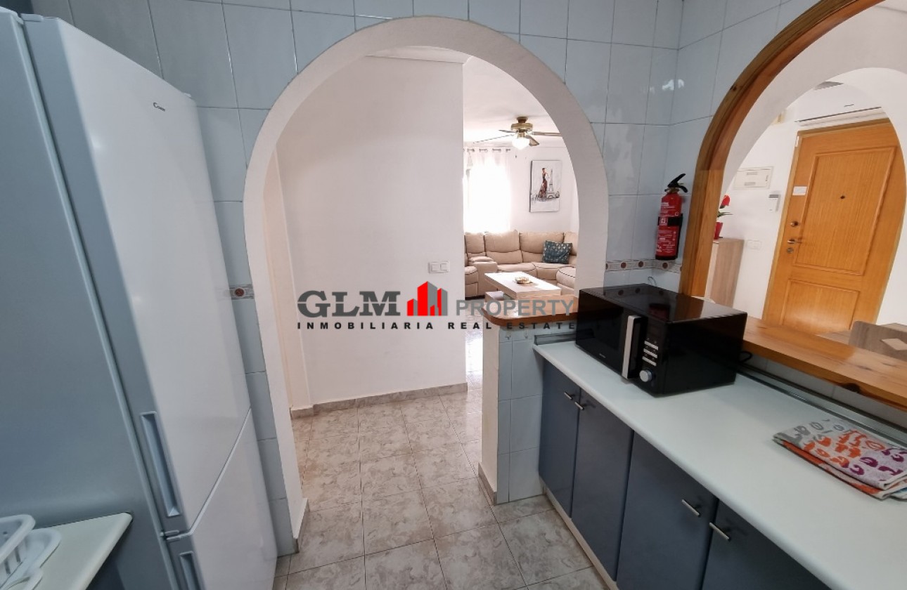 Återförsäljning -  - LOS NAREJOS - Oasis