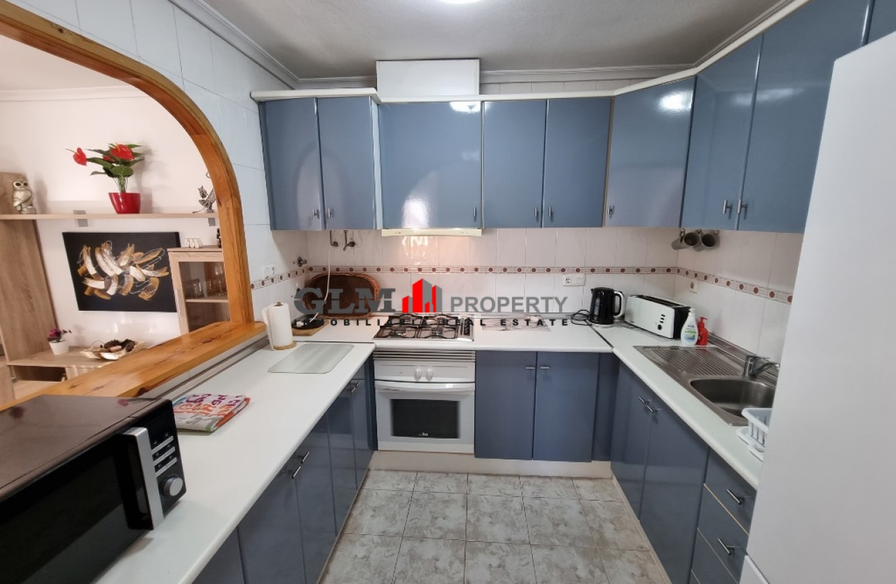 Återförsäljning -  - LOS NAREJOS - Oasis