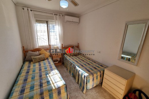 Återförsäljning -  - LOS NAREJOS - Oasis