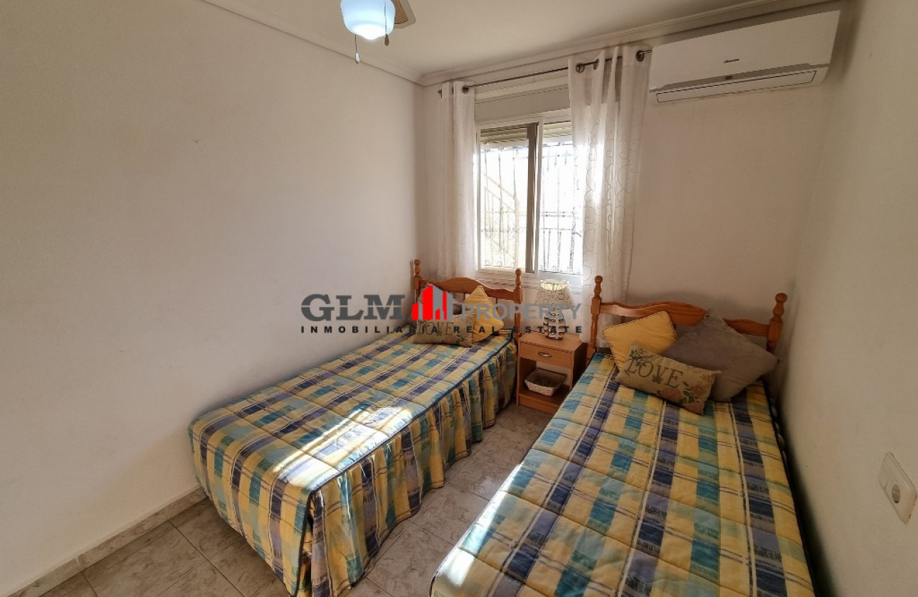 Återförsäljning -  - LOS NAREJOS - Oasis