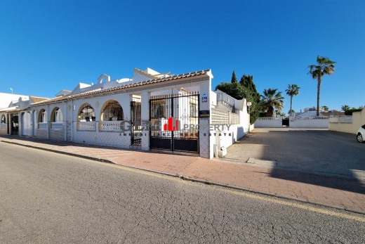 Återförsäljning -  - LOS NAREJOS - Oasis