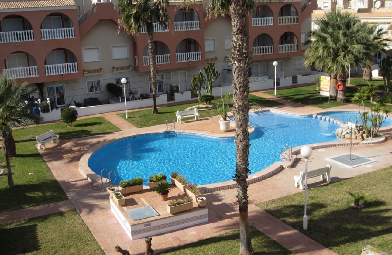 Resale - Apartment - Los Alcázares - El Divino