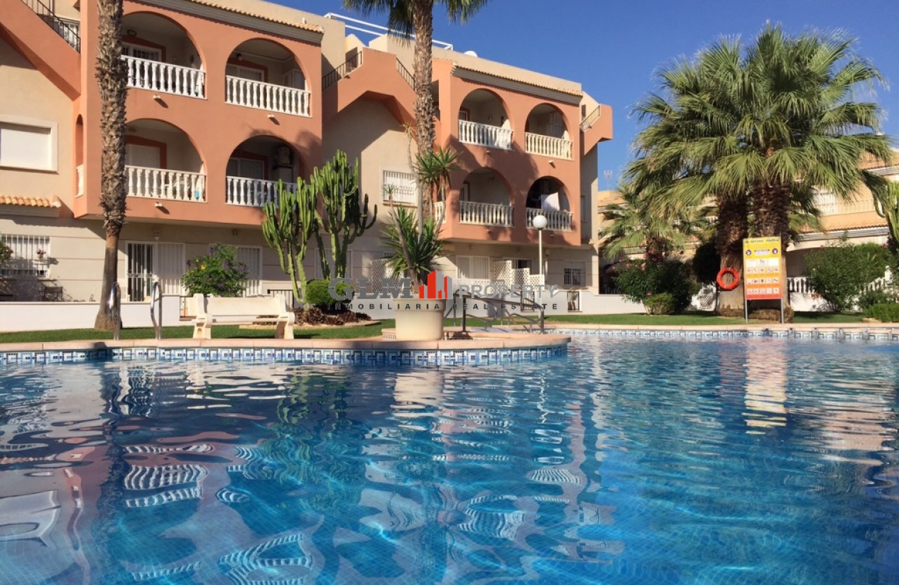 Resale - Apartment - Los Alcázares - El Divino