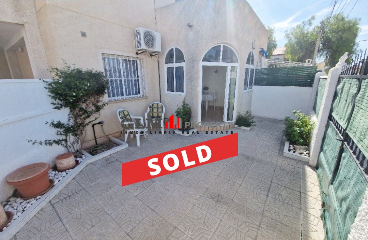 Resale - Apartment - LOS NAREJOS - Oasis