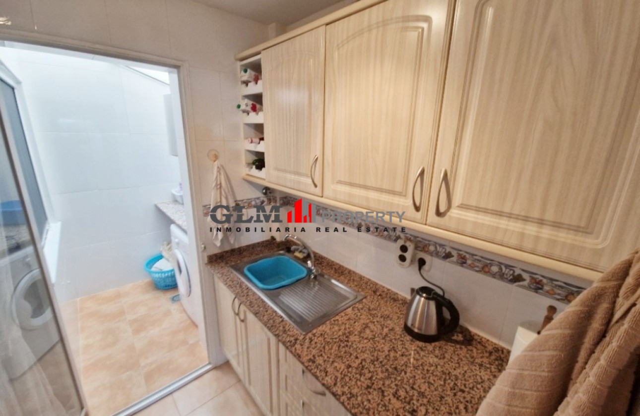 Resale - Apartment - LOS NAREJOS - Oasis
