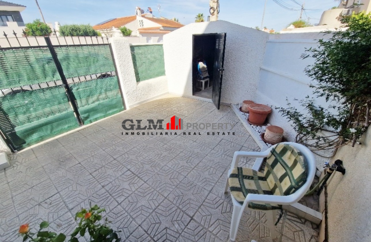 Resale - Apartment - LOS NAREJOS - Oasis