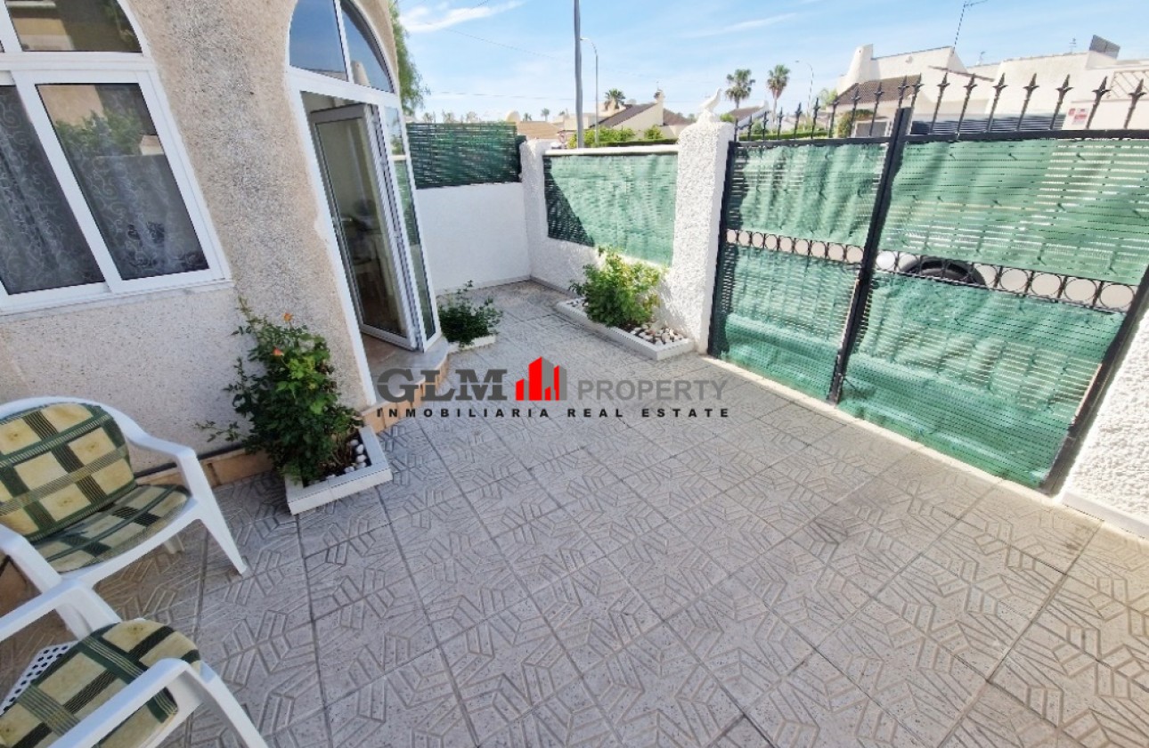 Resale - Apartment - LOS NAREJOS - Oasis