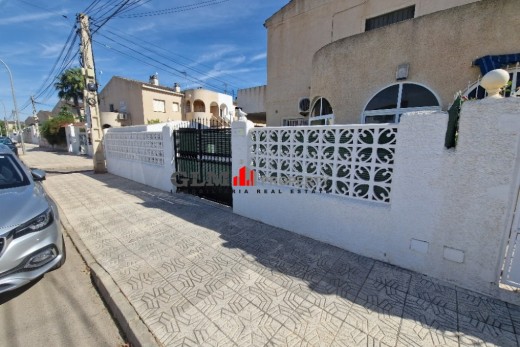 Resale - Apartment - LOS NAREJOS - Oasis