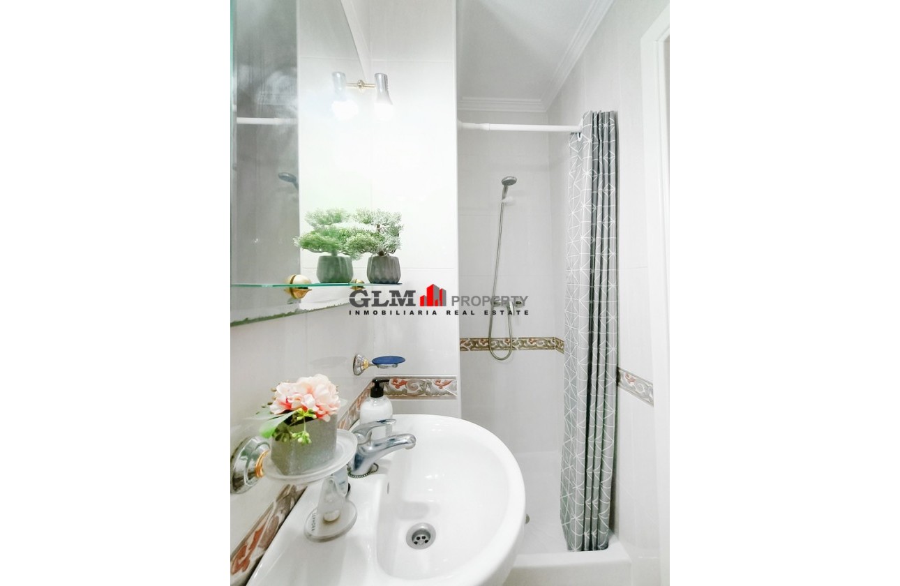 Reventa - Apartamento - Los Alcázares - El Divino