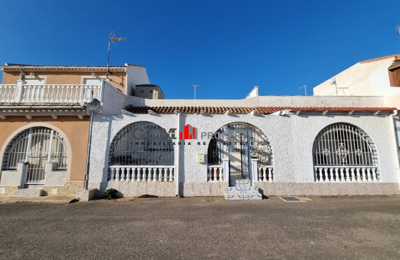 Resale - Apartment - LOS NAREJOS - Oasis